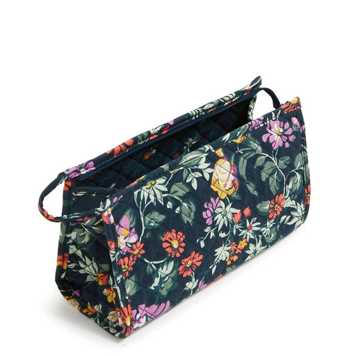 Vera Bradley : Trapeze Cosmetic Bag in Fresh-Cut Floral Green - Vera Bradley : Trapeze Cosmetic Bag in Fresh-Cut Floral Green