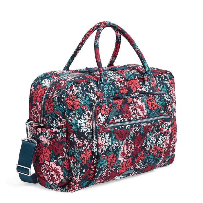 Vera Bradley : Weekender Travel Bag in Cabbage Rose Cabernet -