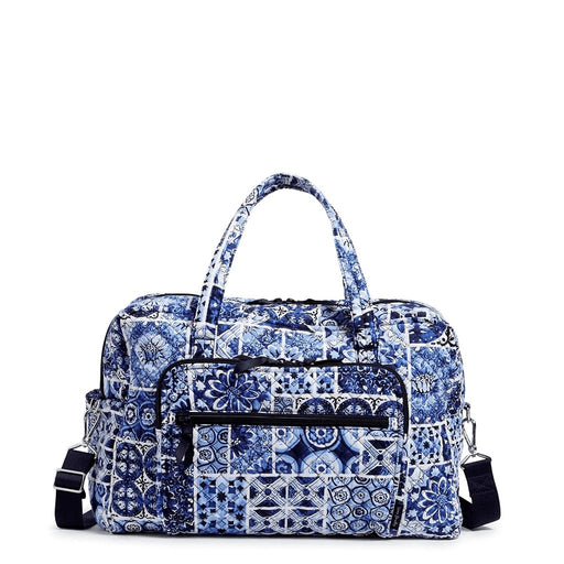 Vera Bradley : Weekender Travel Bag in Island Tile Blue -