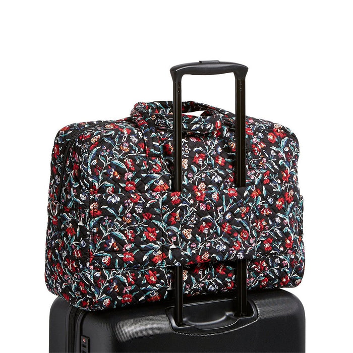 Vera Bradley : Weekender Travel Bag in Perennials Noir - Vera Bradley : Weekender Travel Bag in Perennials Noir