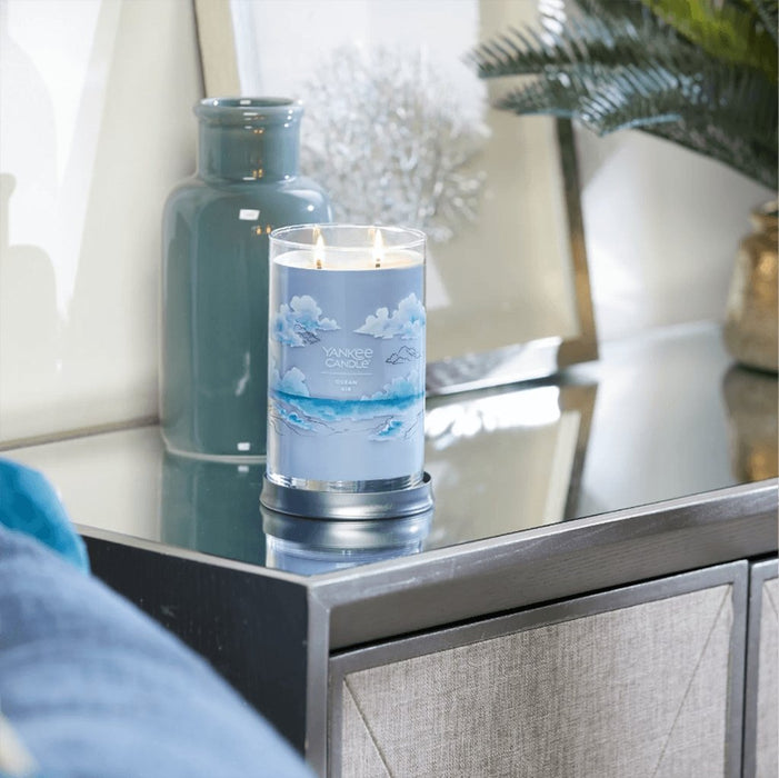 Yankee Candle : Signature Large Tumbler Candle in Ocean Air -