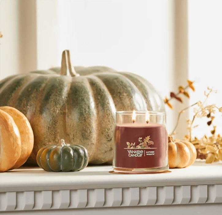 Yankee Candle : Signature Medium Jar Candle in Autumn Wreath™ -